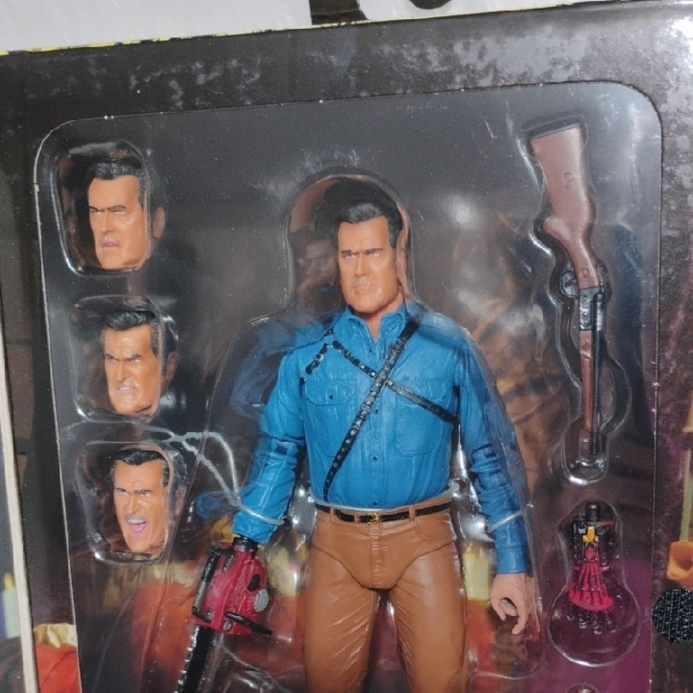 New Ash vs Evil Dead Action Figure Collectible Playset (BX30) - Picture 3 of 9